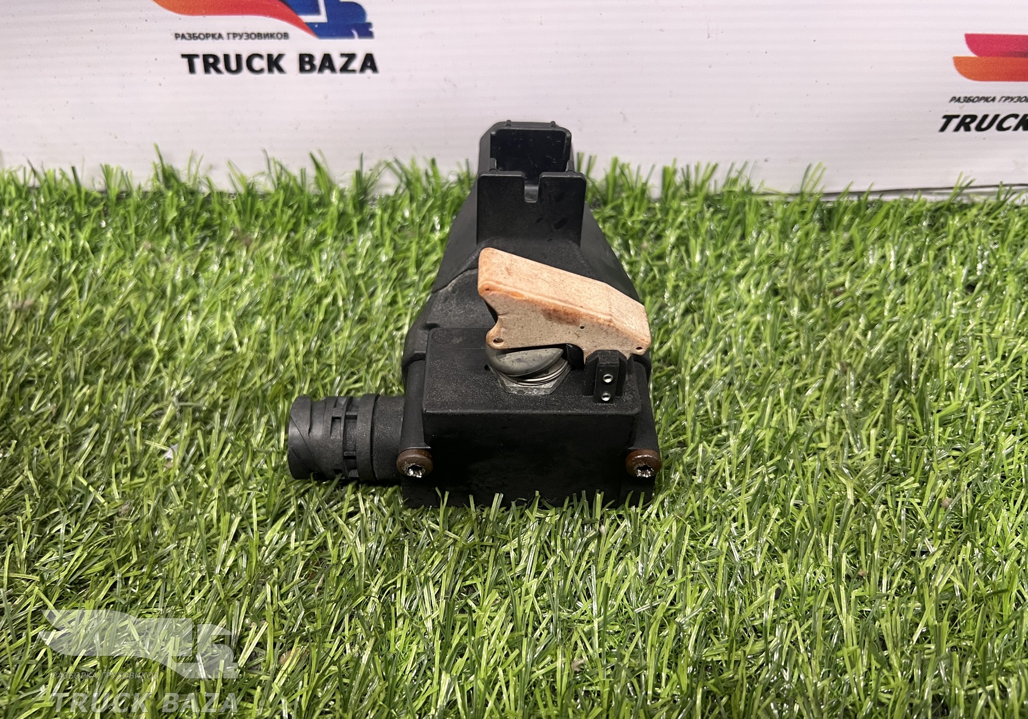 81255250142 Выключатель массы