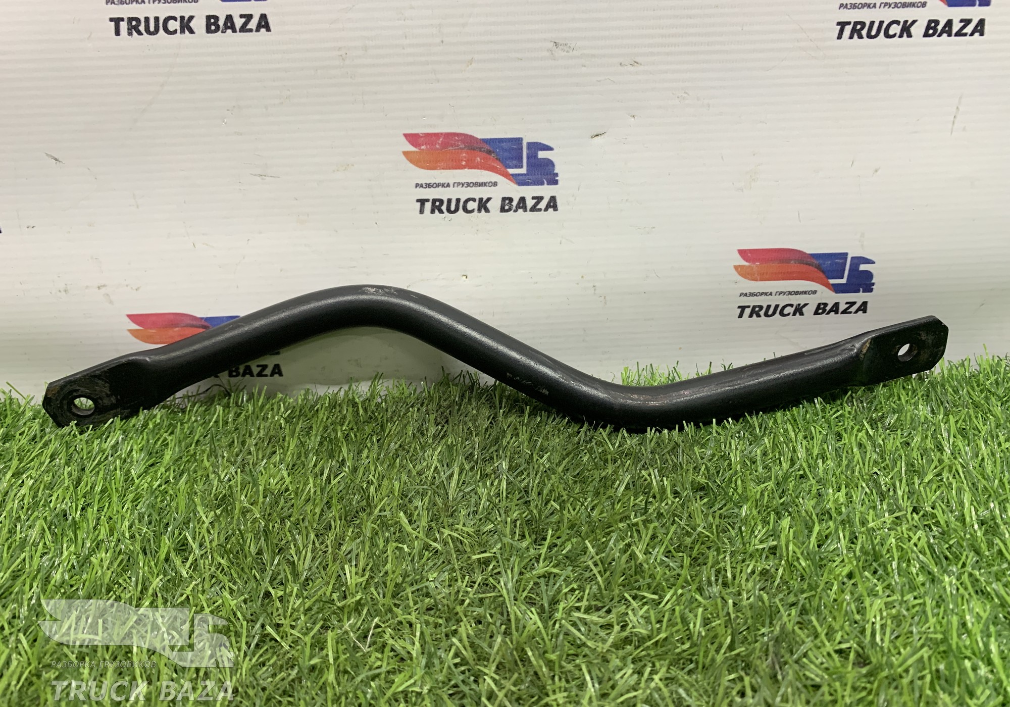 549018403574 Кронштейн корпуса подножки правой для КАМАЗ 54901