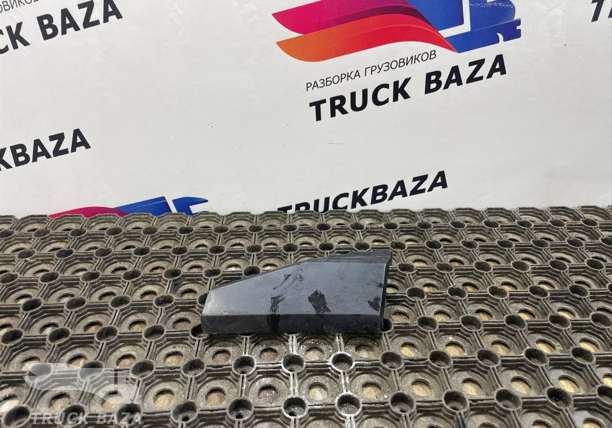 9606801507 Накладка панели для Mercedes-Benz Actros New Actros MP4 (с 2011)