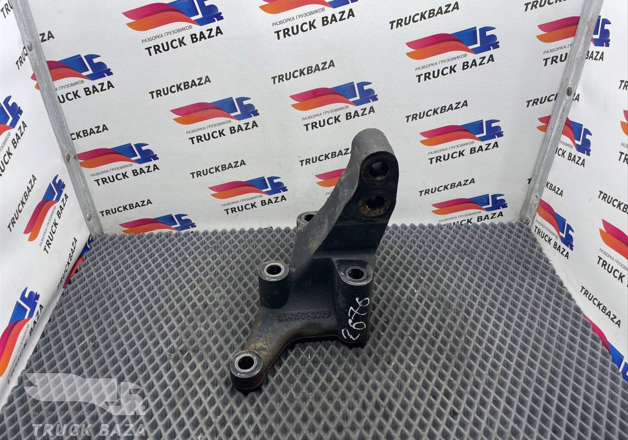 51415013089 Кронштейн двигателя задний правый для Man TGX II (с 2012)