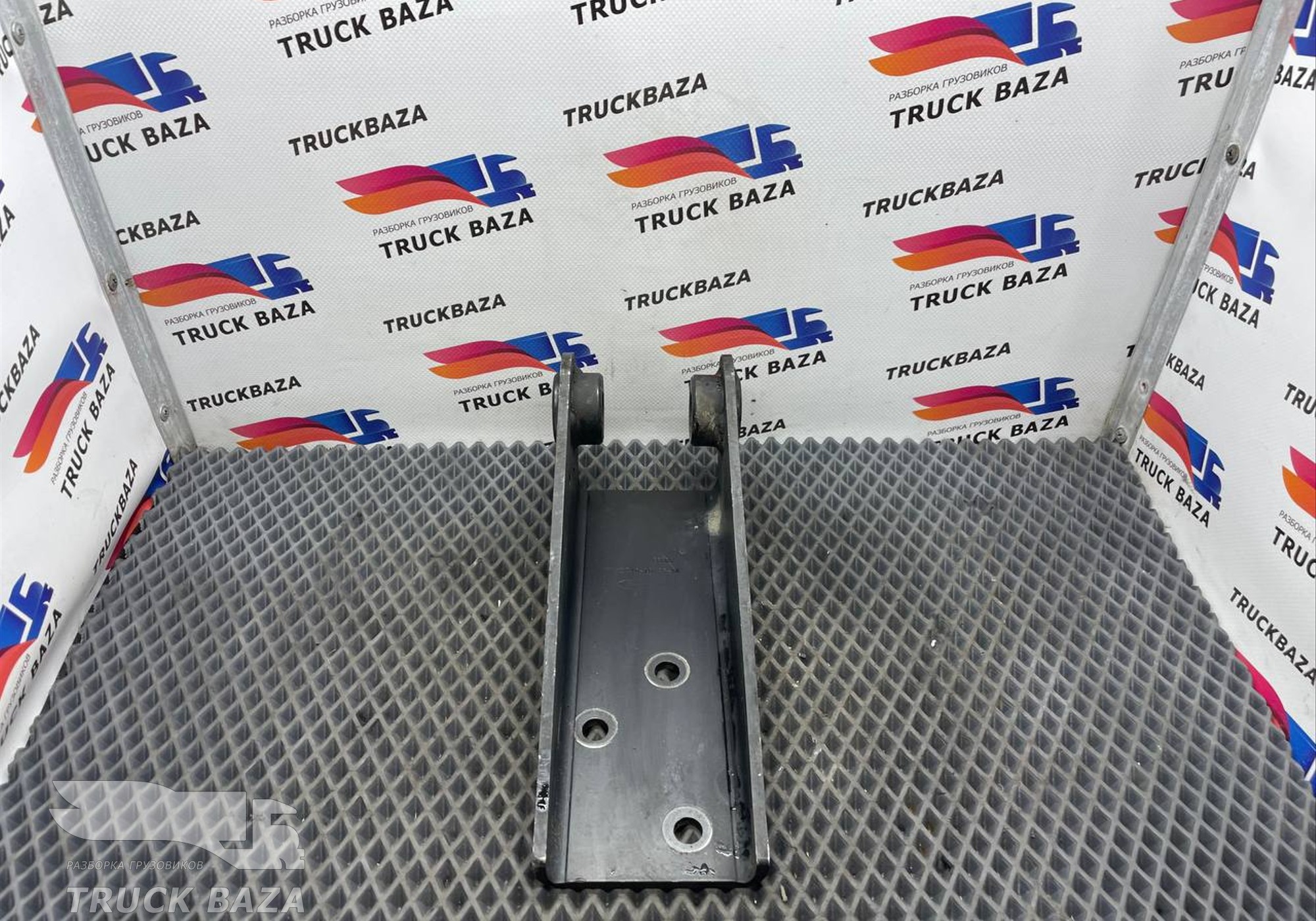 DC4618035AA Кронштейн переднего амортизатора верхний для Ford F-MAX (с 2018)