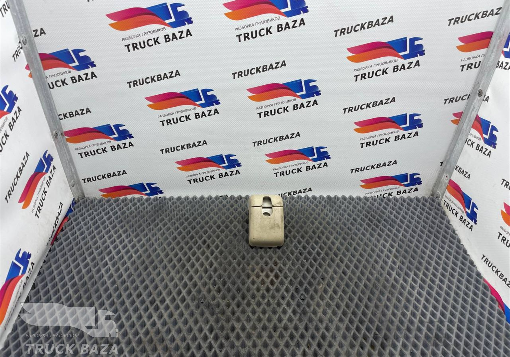 A9609771040 Кронштейн спальника для Mercedes-Benz Actros New Actros MP4 (с 2011)