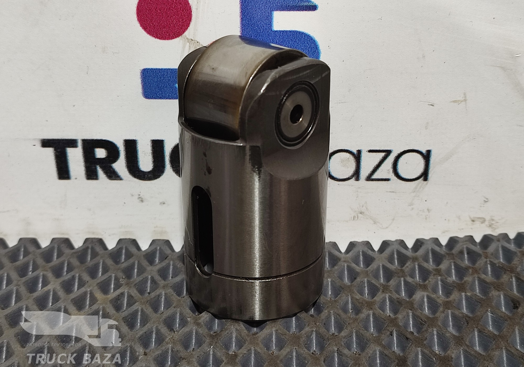 1871119 Толкатель клапана