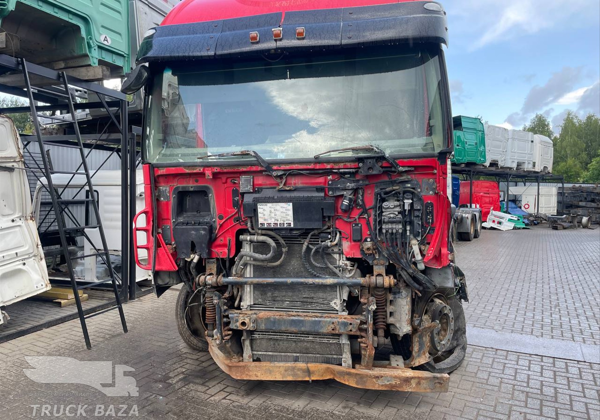 Iveco Stralis II Hi-Way 2012 г. в разборе