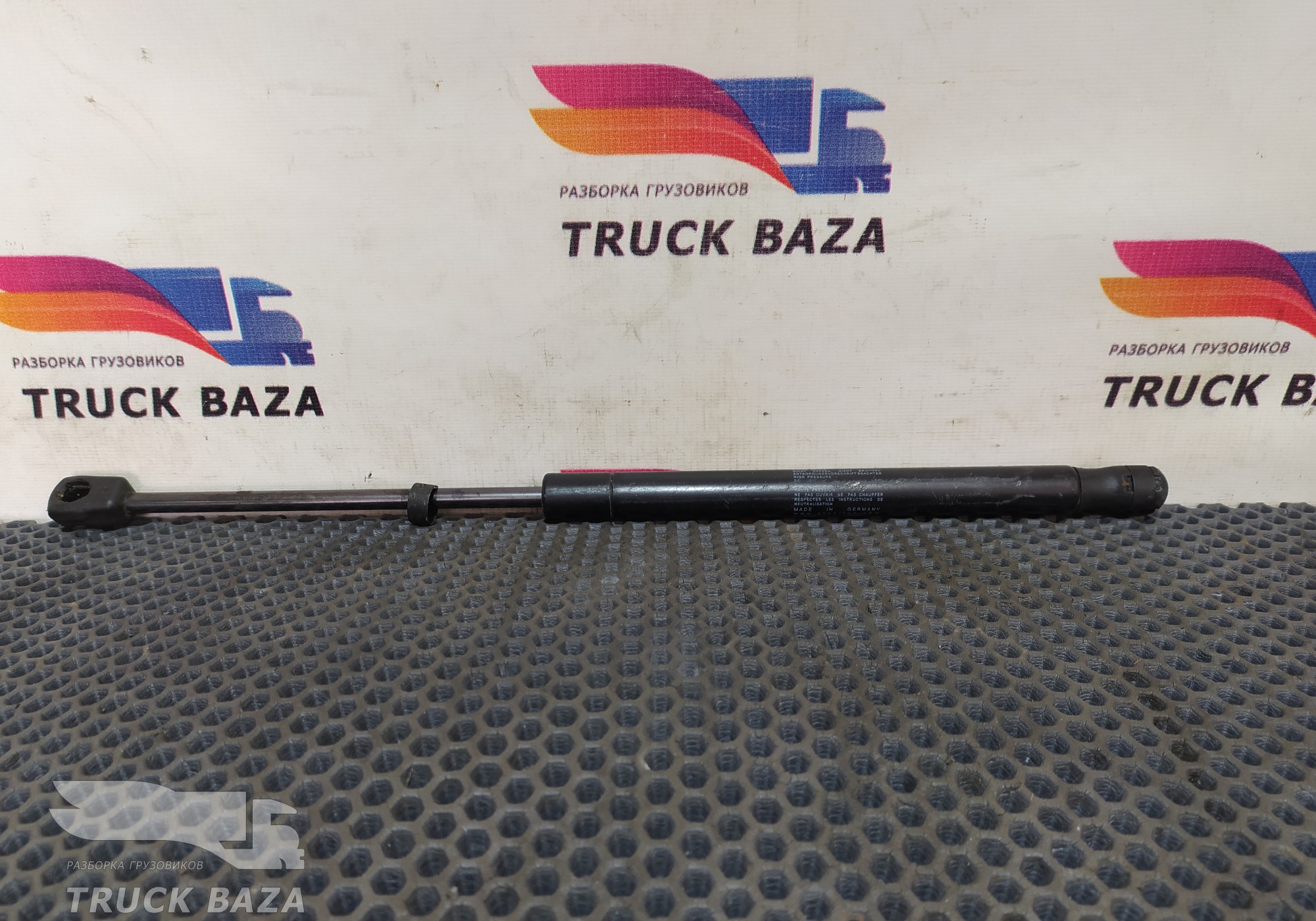 20895863 Амортизатор инструментального ящика для Volvo FH 1 (с 1993 по 2002)