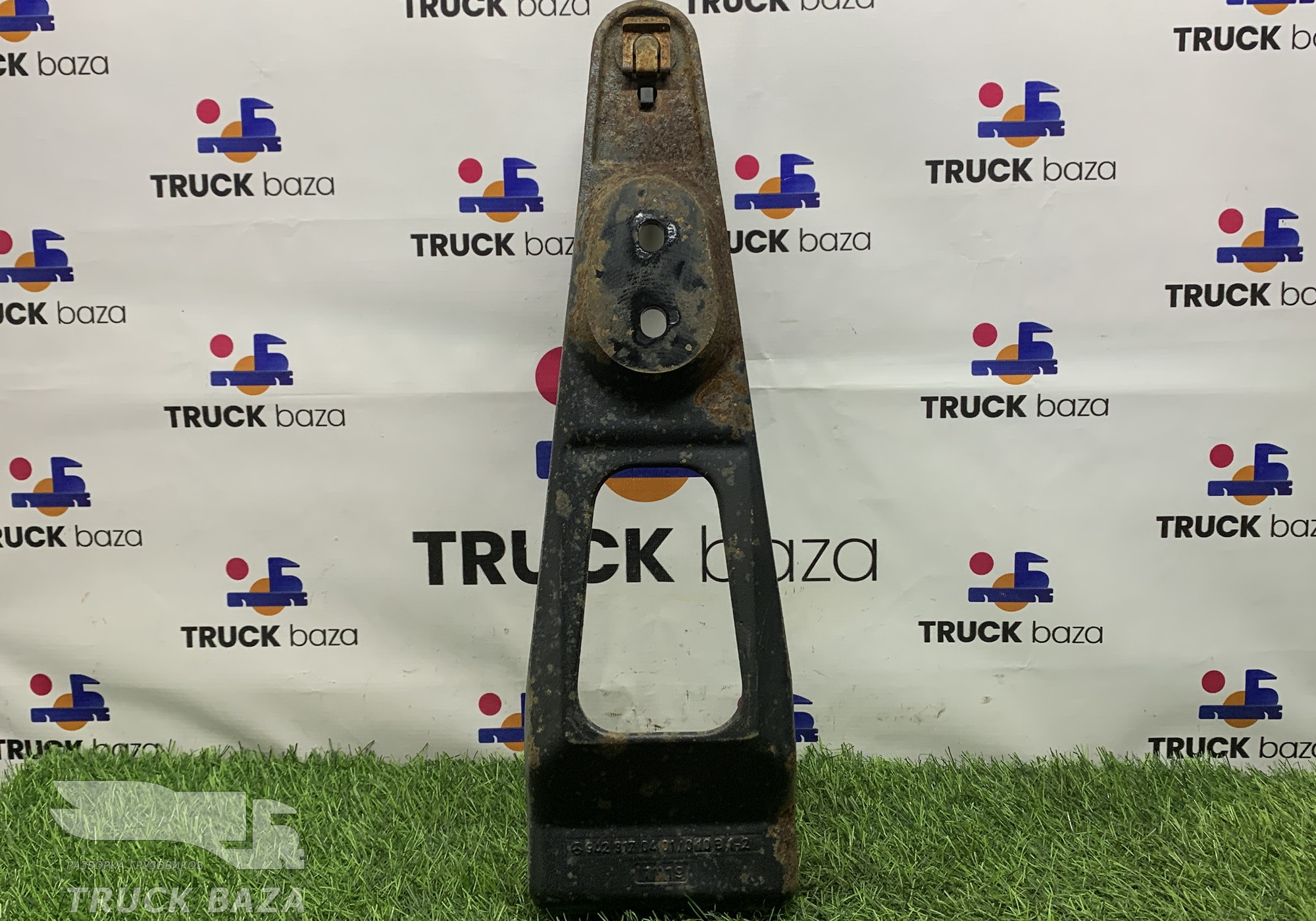 A9423170401 Ответная часть замка кабины