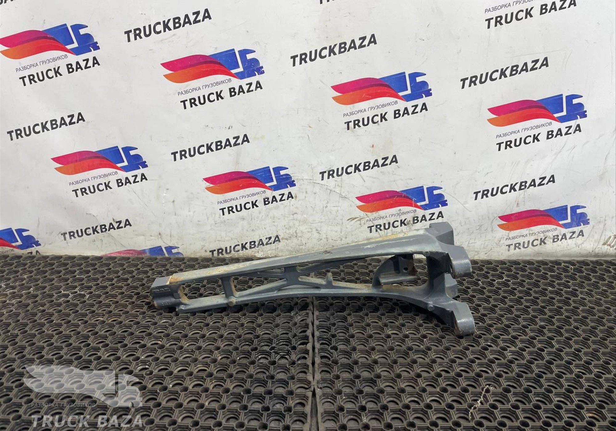 1850521 Кронштейн крепления глушителя для Daf XF106 (с 2012)