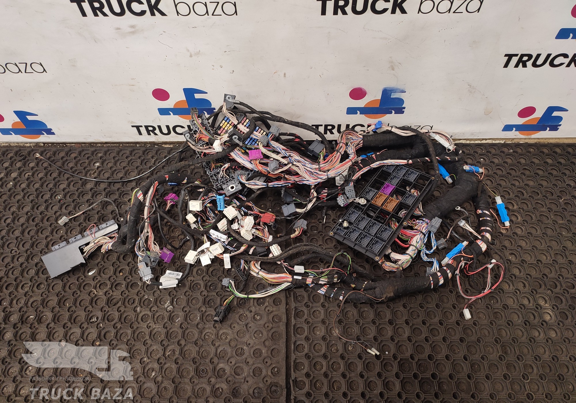 5490407111042 Проводка кабины основная для КАМАЗ 5490 (с 2013)