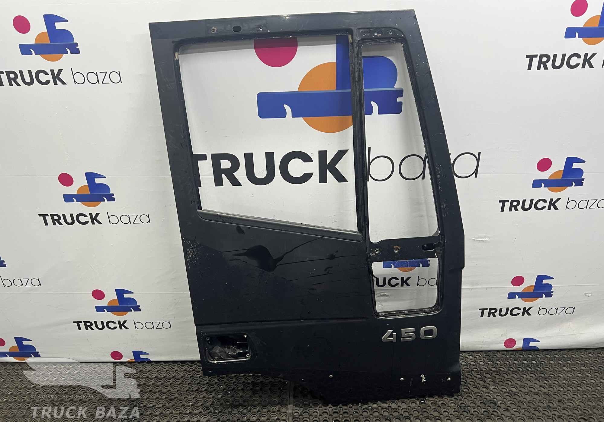 504232501 Дверь правая каркасом для Iveco Stralis I (с 2002)