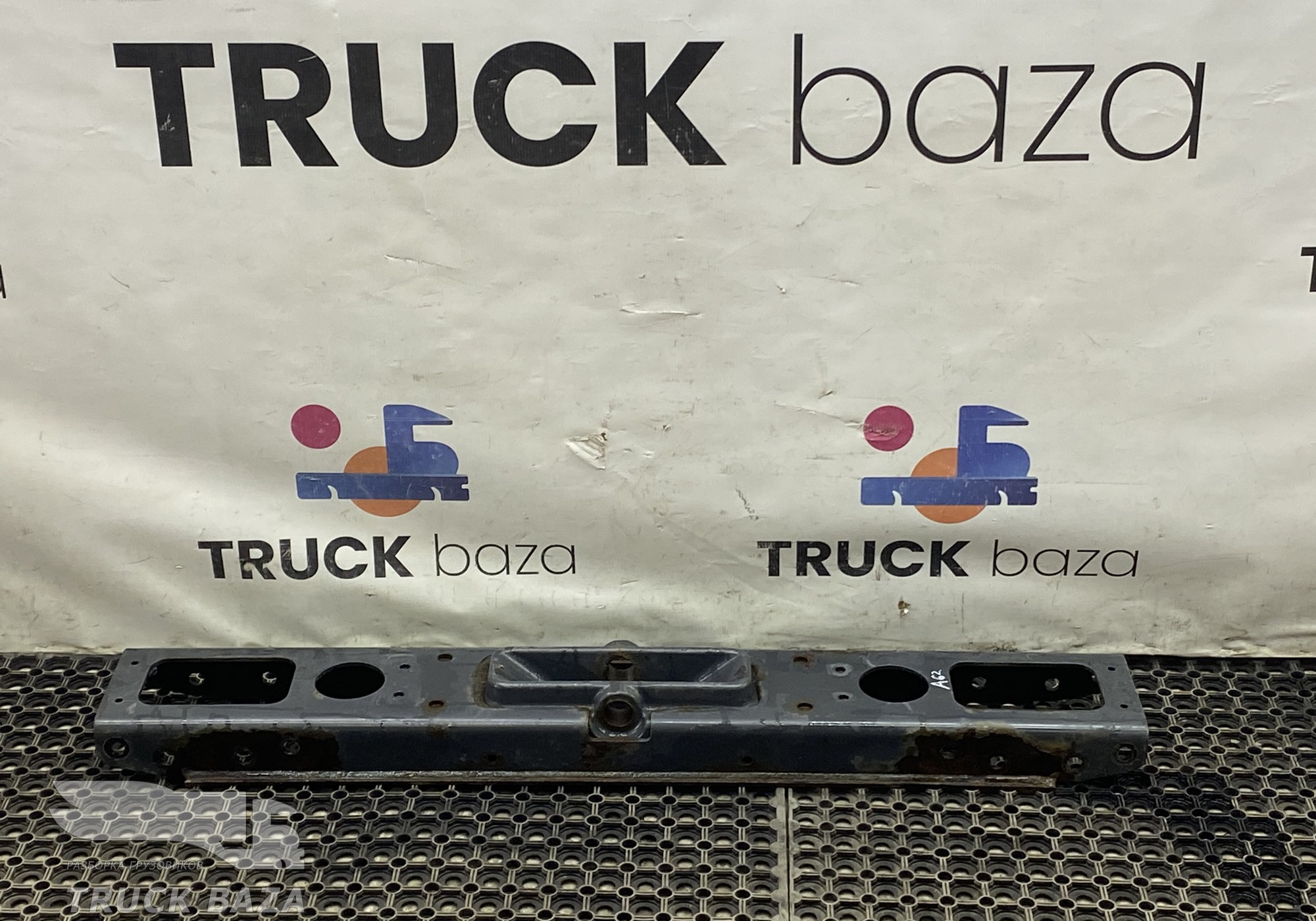 A9303100322 Траверса рамы