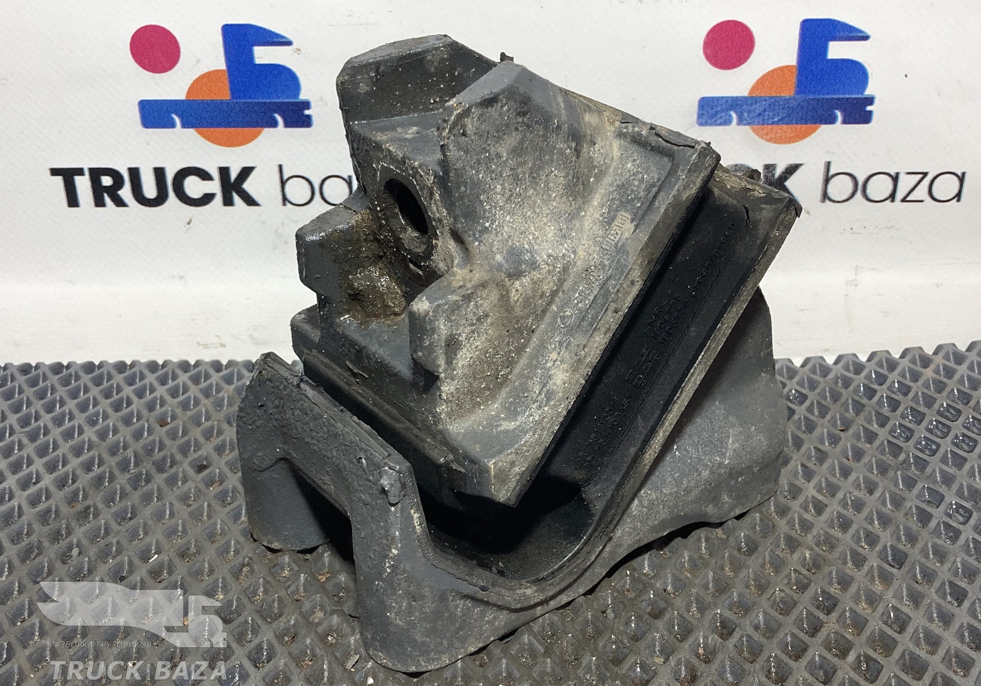 1806735 Подушка двигателя передняя для Daf XF105 (с 2006 по 2020)