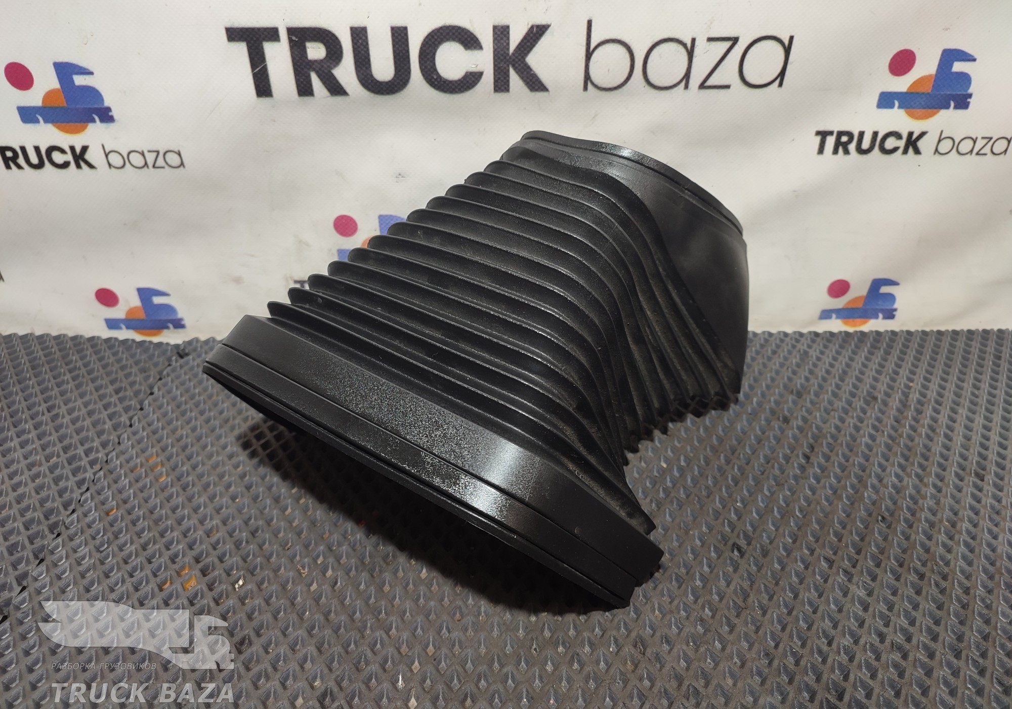 549013449016 Кожух рулевой колонки для КАМАЗ 54901