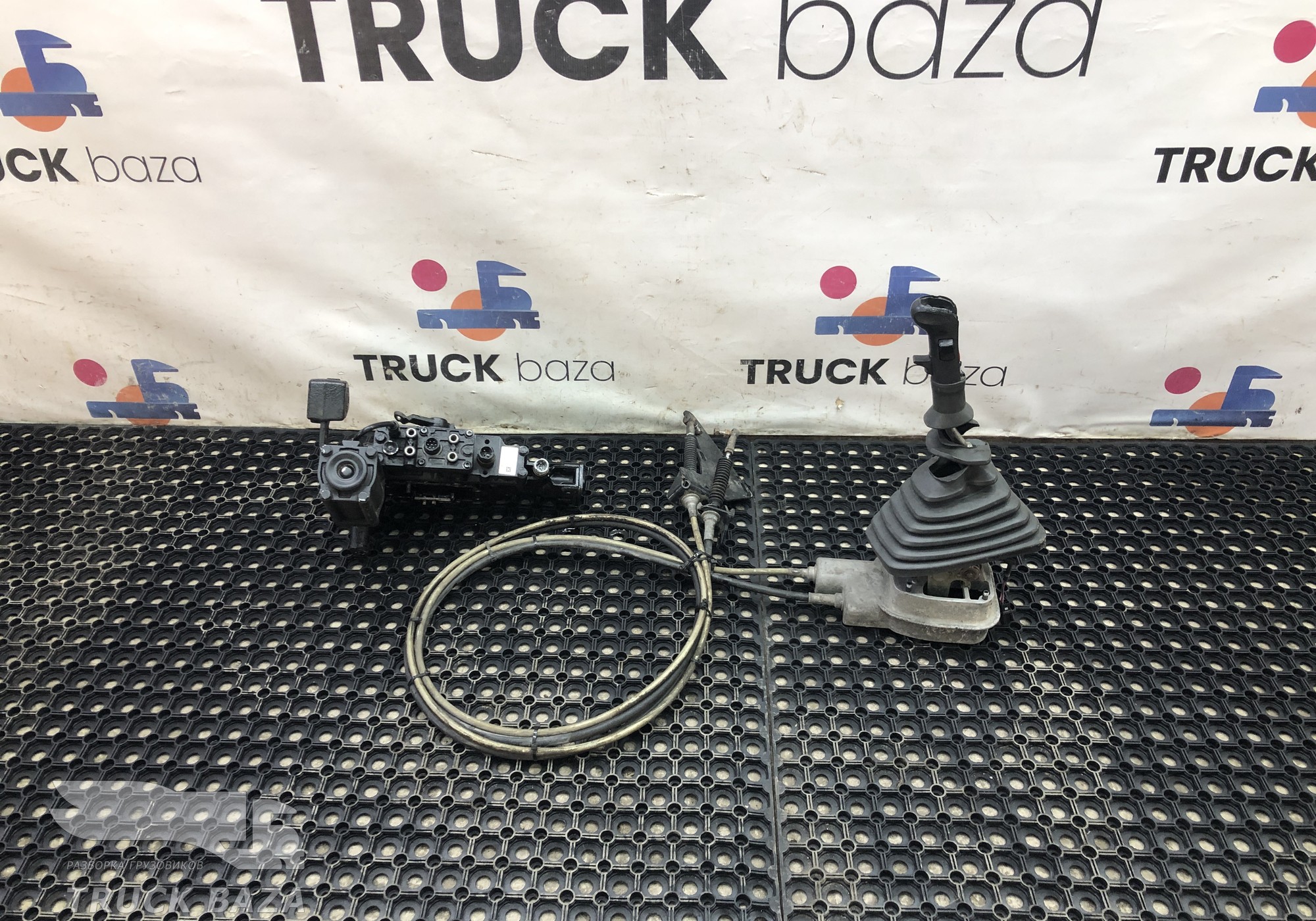 81326056139 Кулиса КПП в сборе