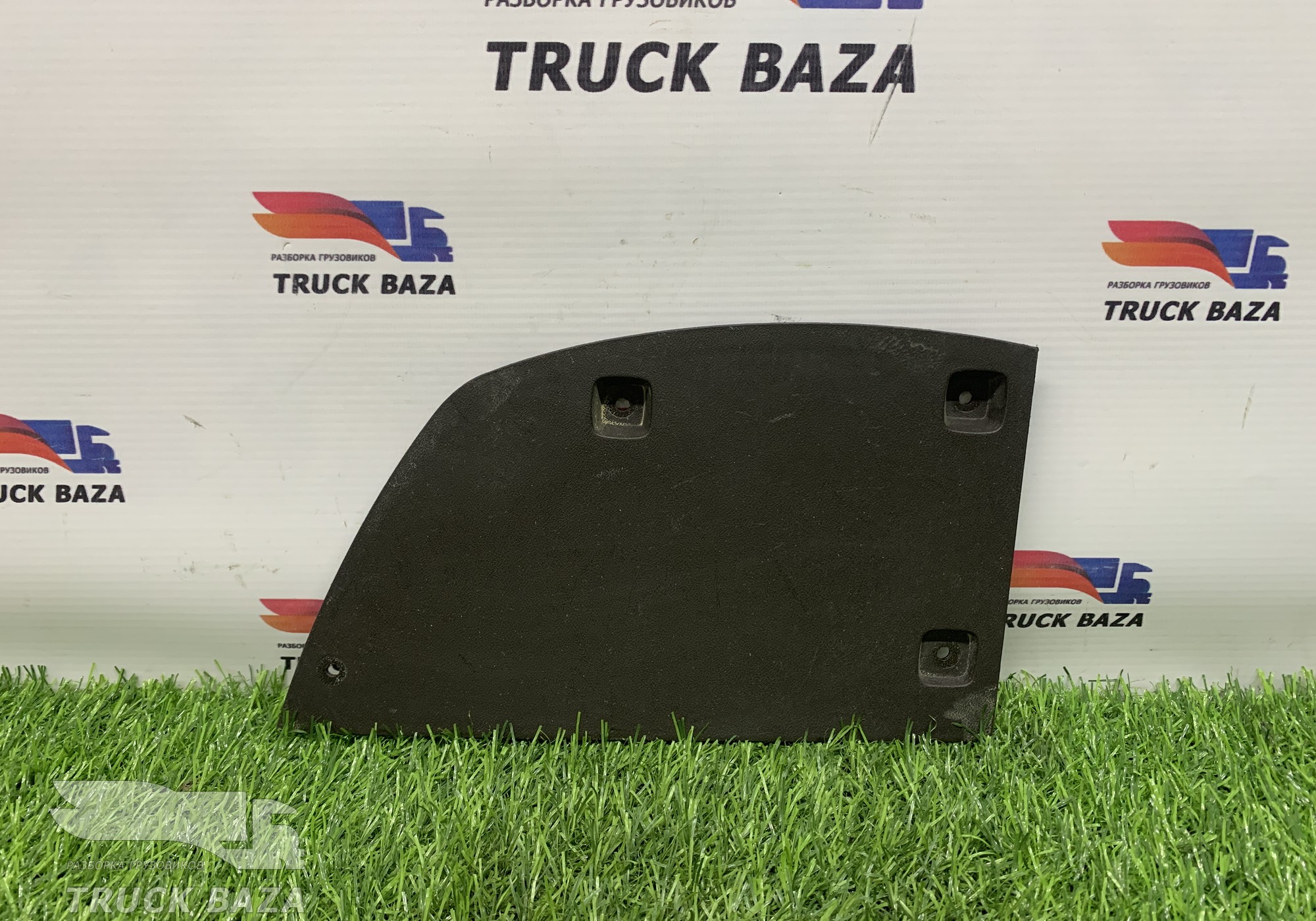 549015325174 Обшивка салона правая для КАМАЗ 54901