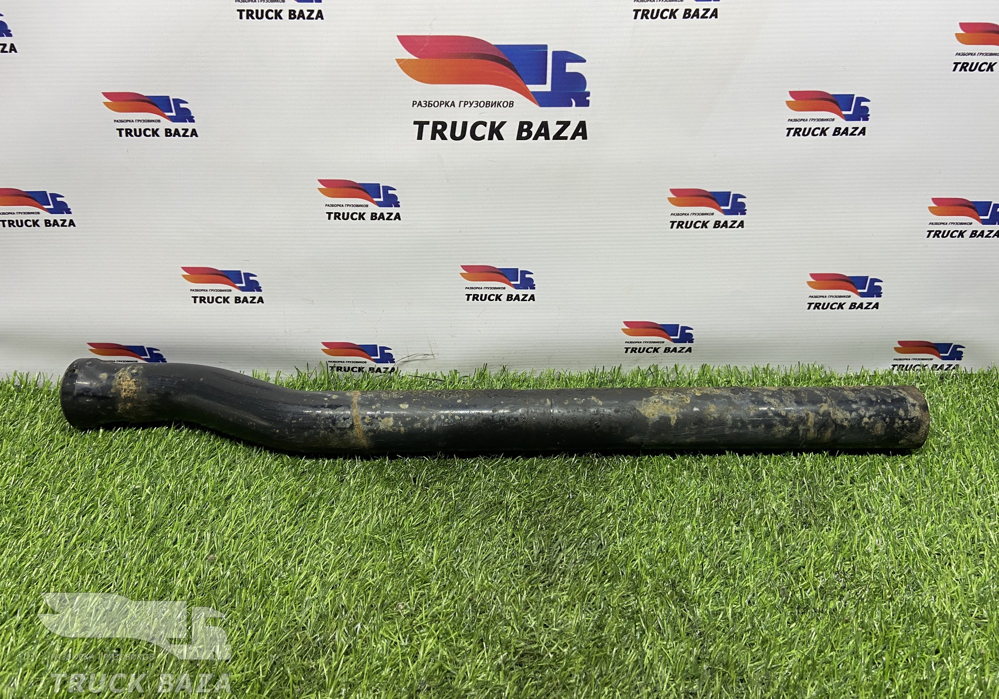 81664206033 Кронштейн заднего крыла передний правый