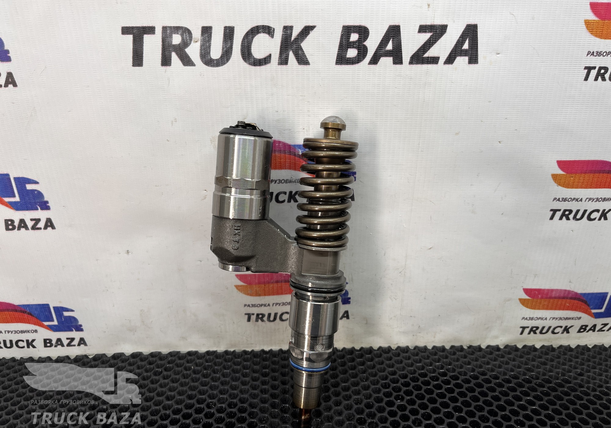 2599428 Форсунка топливная для Scania