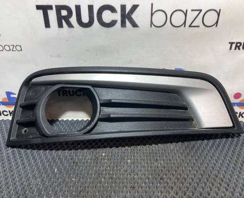 549018416087 Рамка левой противотуманной фары для КАМАЗ 54901