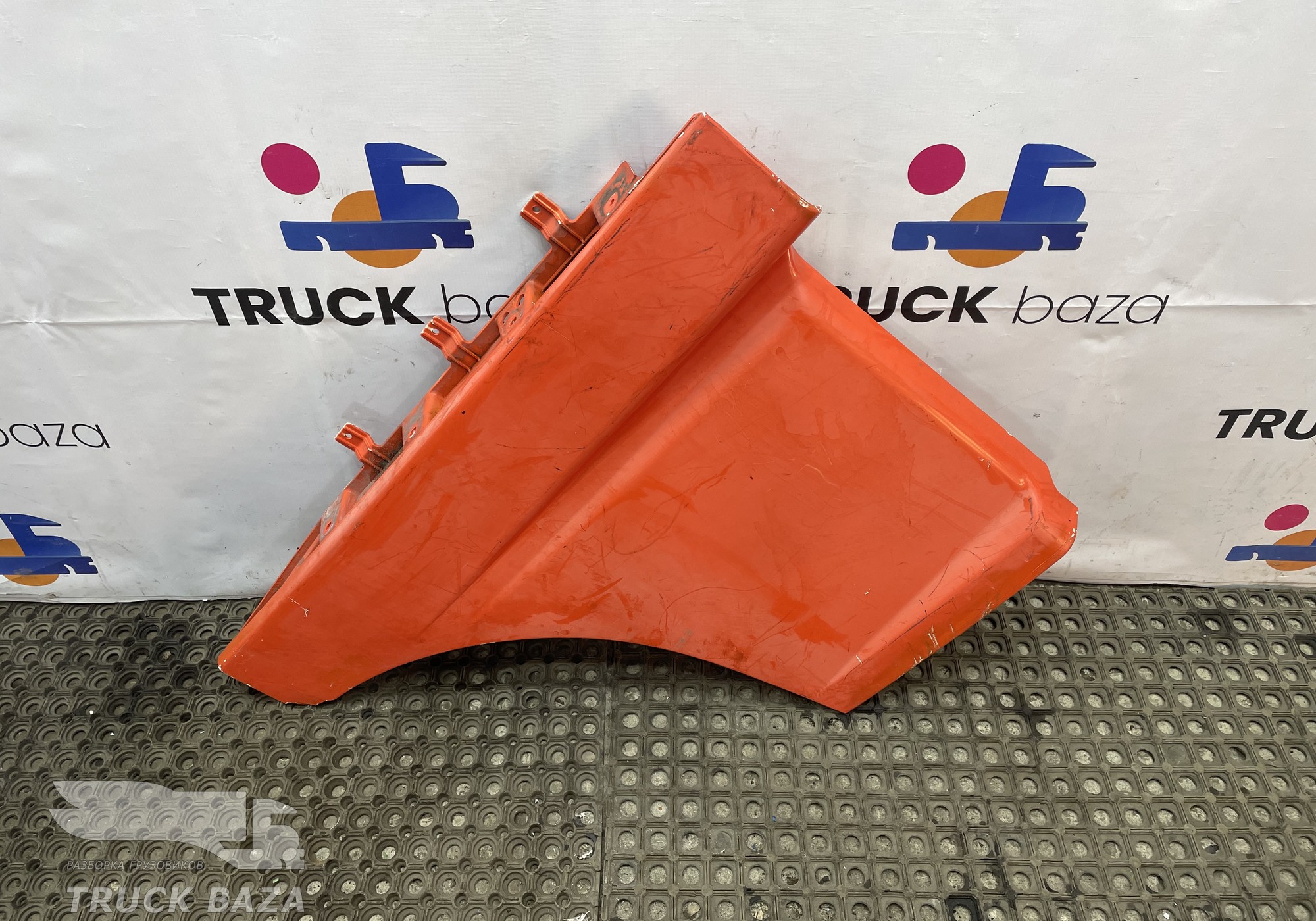 1295620 Продолжение двери правой для Daf 95XF