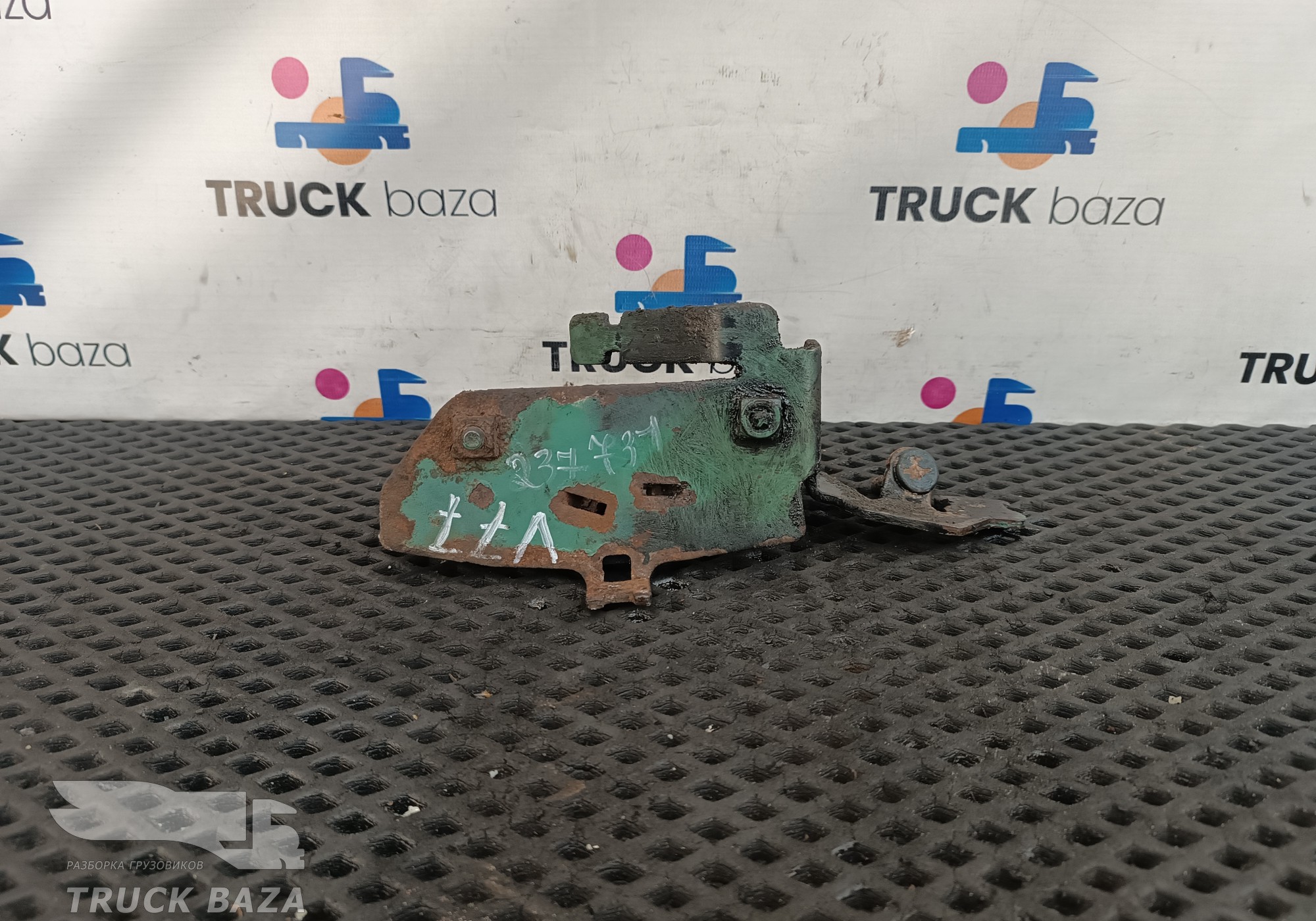 21626539 Кронштейн проводки для Volvo FH 3 (с 2008 по 2012)
