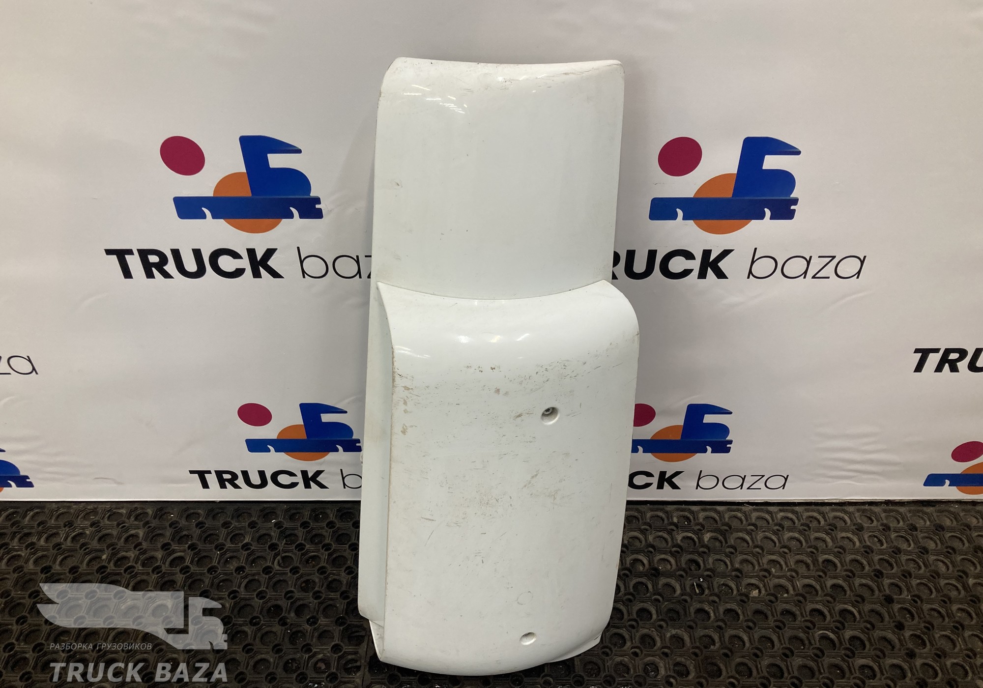 1400009 Дефлектор кабины левый для Daf XF105 (с 2005)