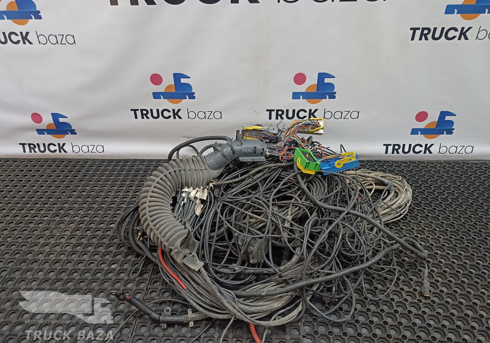 2061488 Проводка шасси основная для Scania