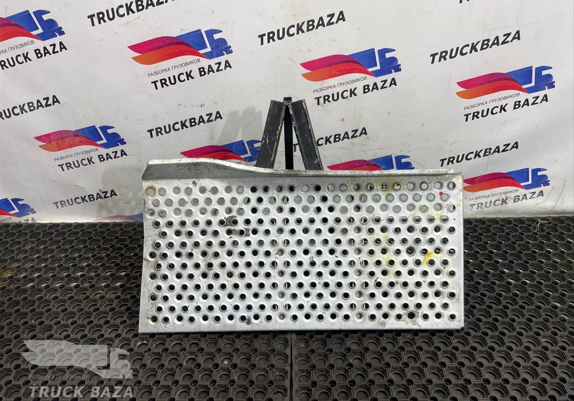 1791920 Трап над глушителем для Daf XF105 (с 2005)