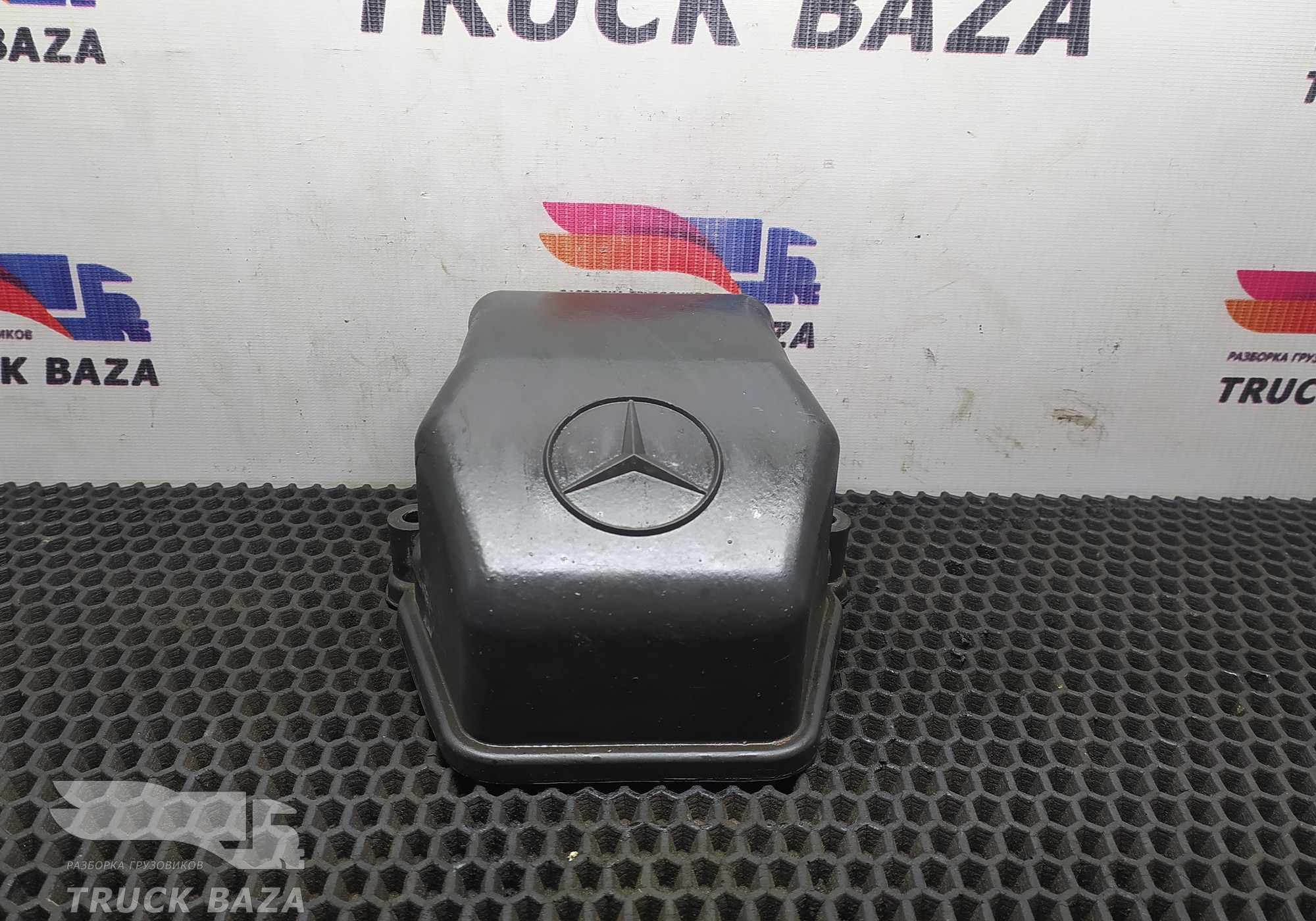A4570100930 Крышка ГБЦ клапанная для Mercedes-Benz Axor I (с 2001 по 2004)