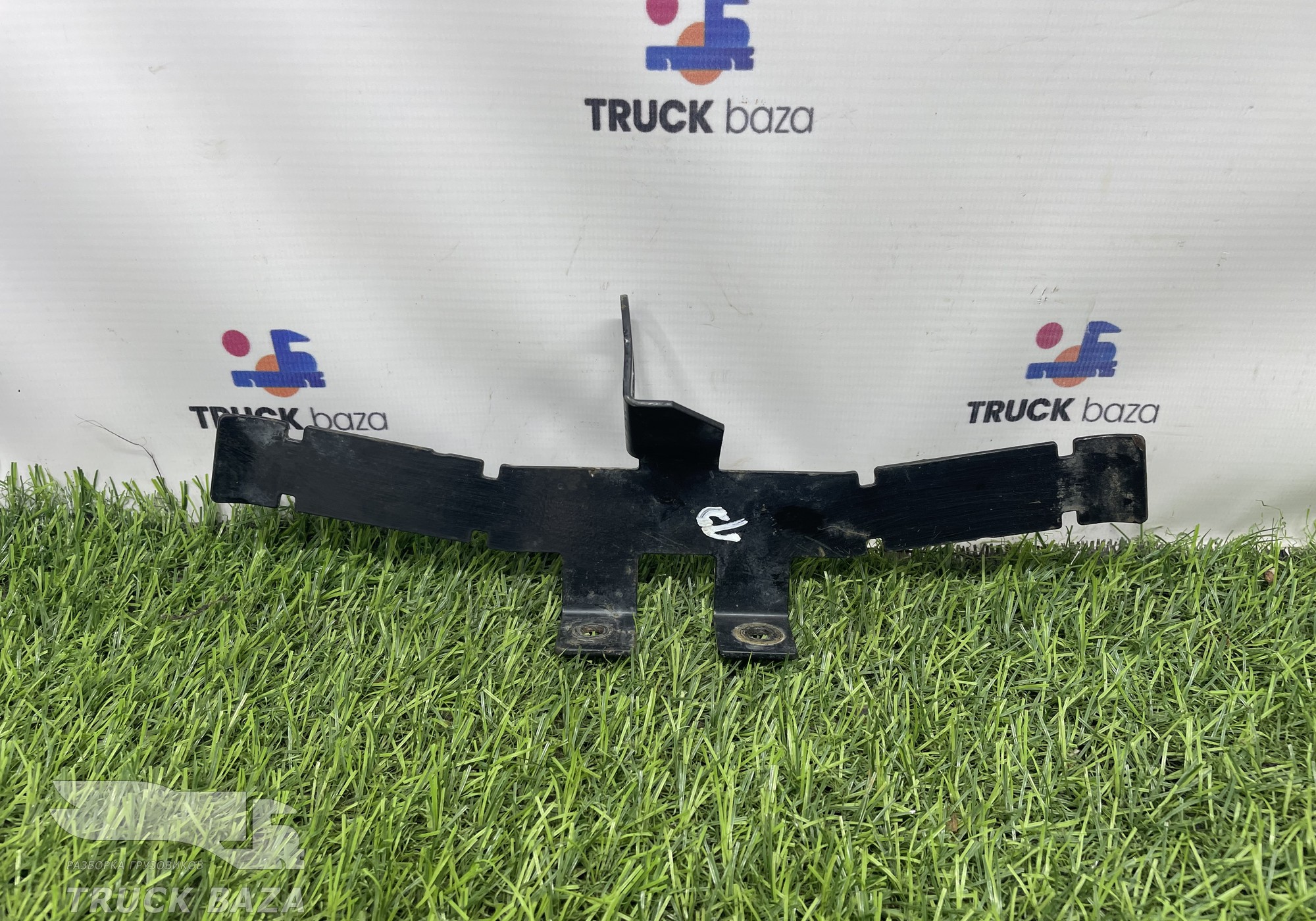 A9305430040 Кронштейн проводки для Mercedes-Benz Actros MP3 (с 2008)