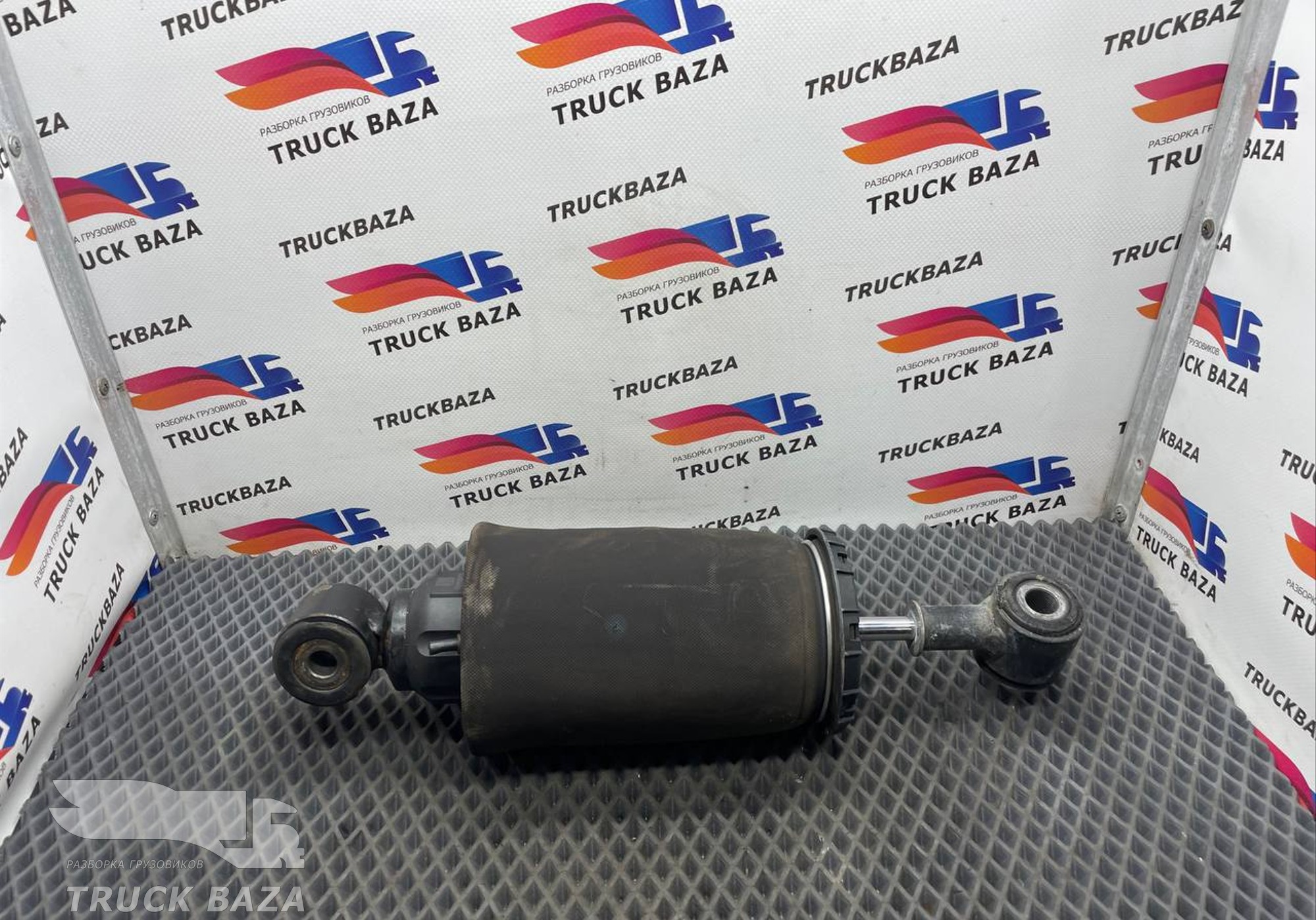 9640060190 Амортизатор кабины передний для Man TGA (с 2000 по 2007)