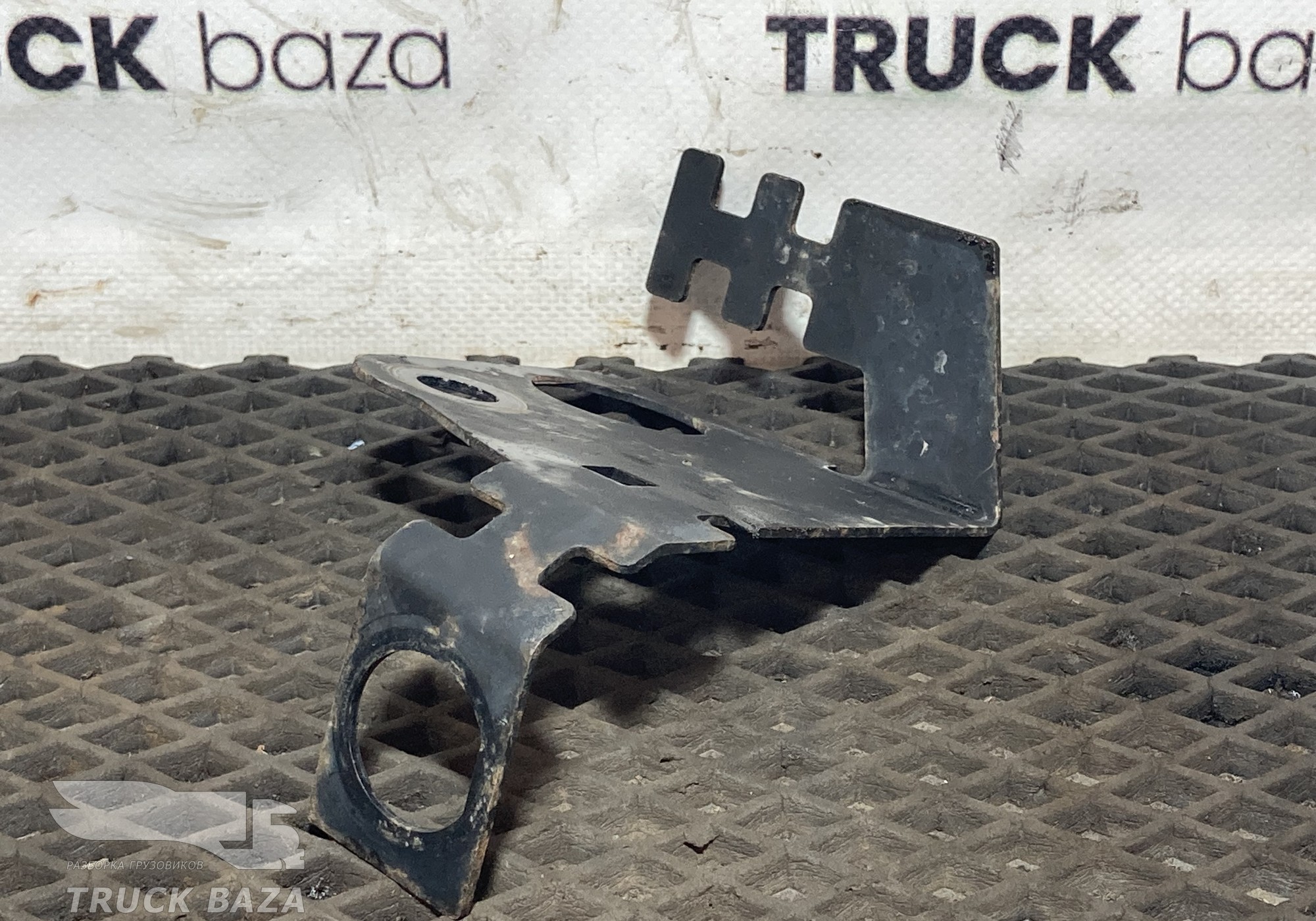 Кронштейн проводки для Mercedes-Benz Actros MP3 (с 2008)