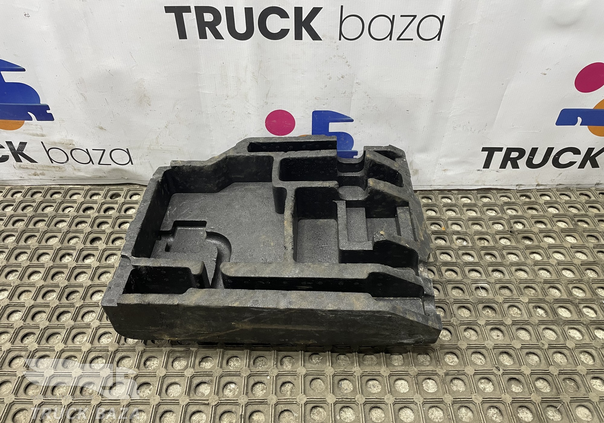 A9418990061 Вставка ящика инструментов левая для Mercedes-Benz Actros MP3 (с 2008)