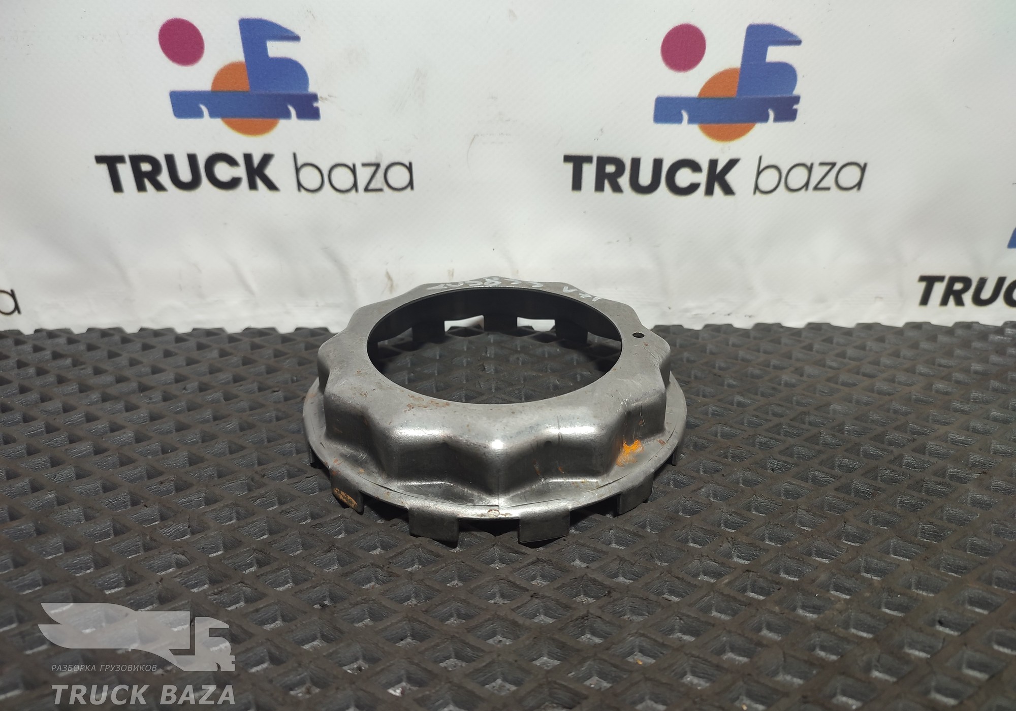 7408157714 Шайба ступицы задней для Renault