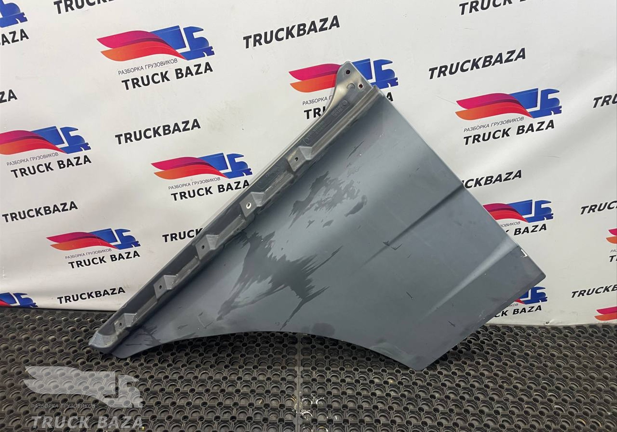 81626100018 Продолжение двери правой для Man TGX II (с 2012)