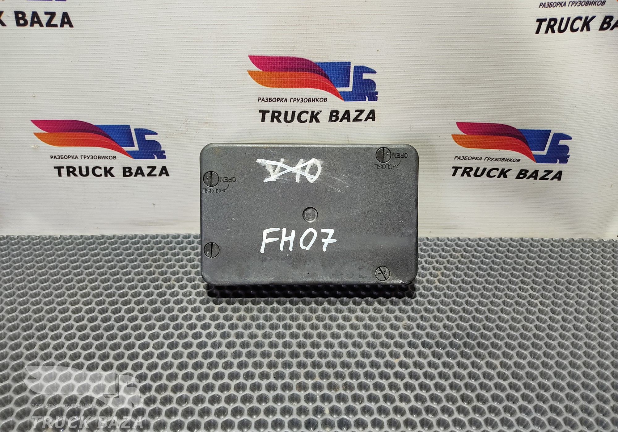 20368158 Блок силовых предохранителей для Volvo