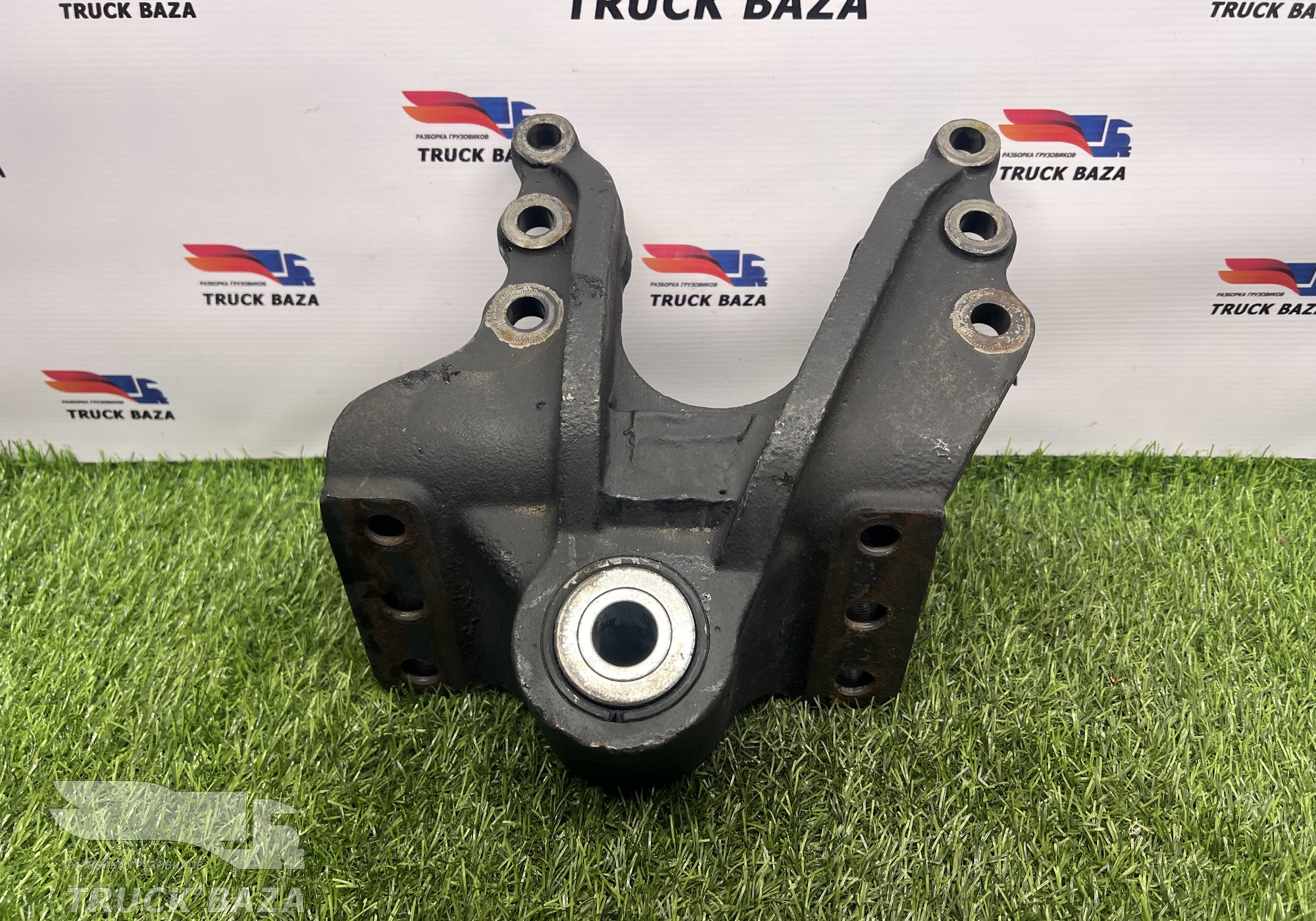 54901290244720 Кронштейн передней рессоры левый для КАМАЗ 54901