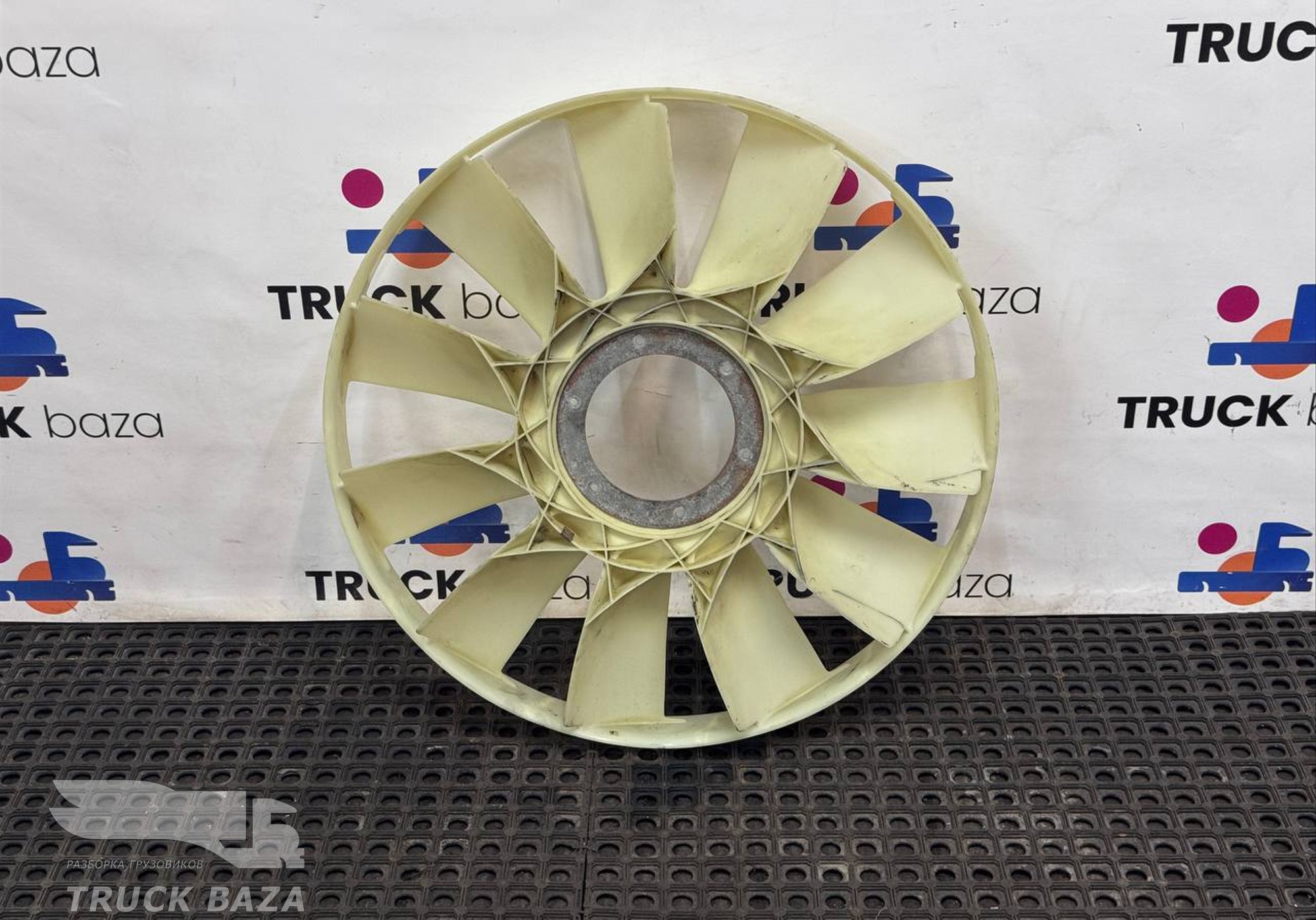 1308010DX601 Крыльчатка вискомуфты для Faw JH6