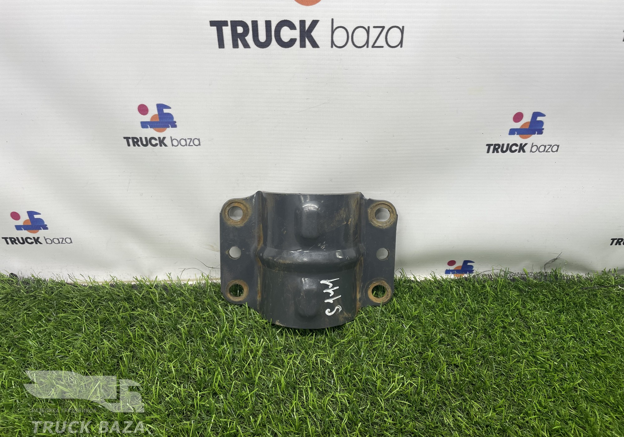 1927800 Кронштейн крепления заднего брызговика