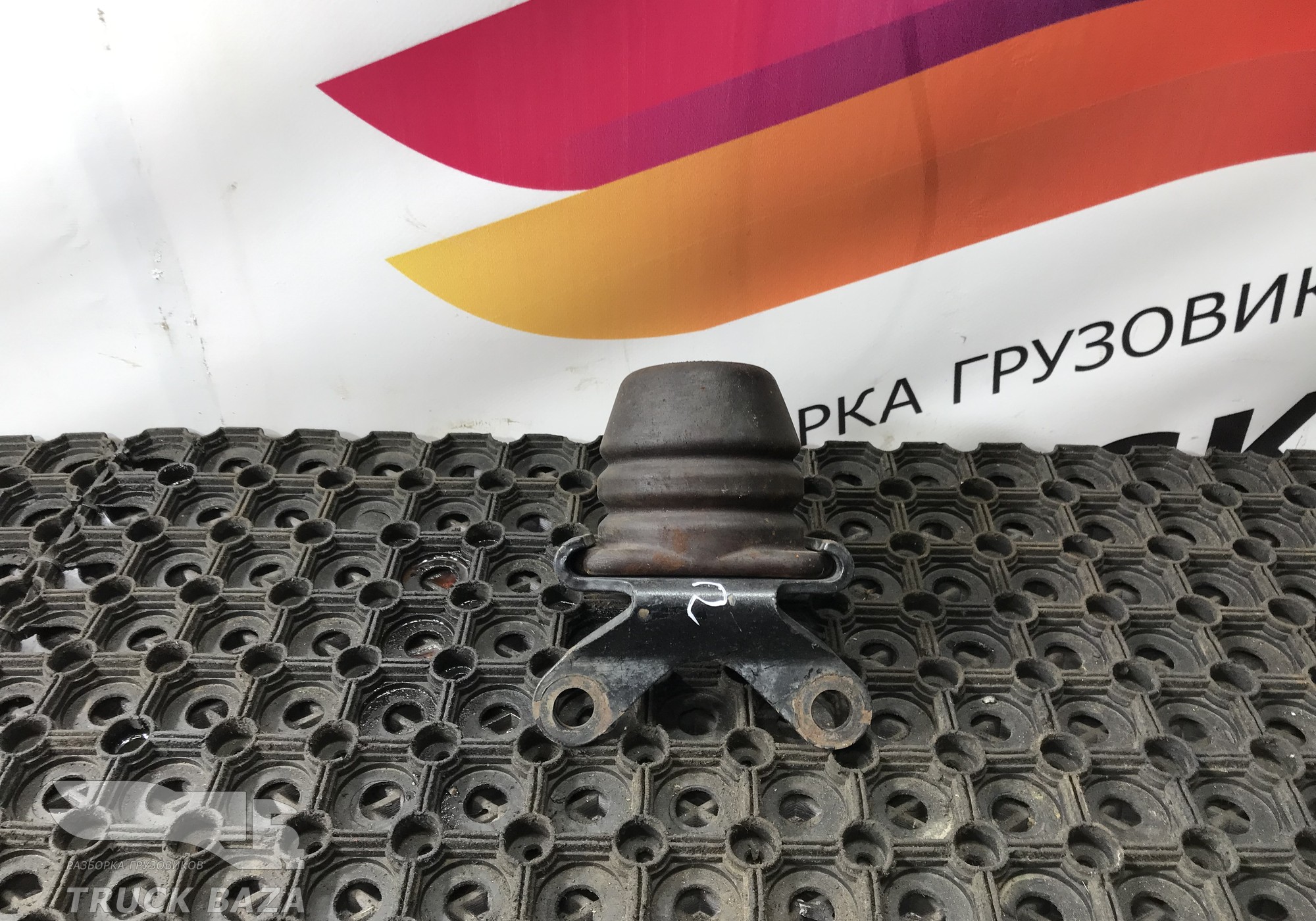 81414016036 Отбойник передней рессоры для Man TGA