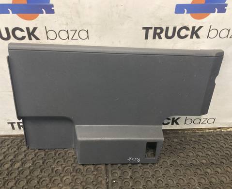 82280828 Накладка инструментального ящика правого для Renault T (с 2013)