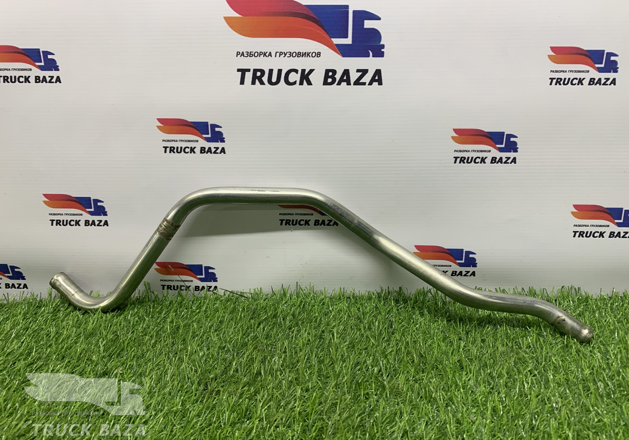 81619600775 Трубка отопителя