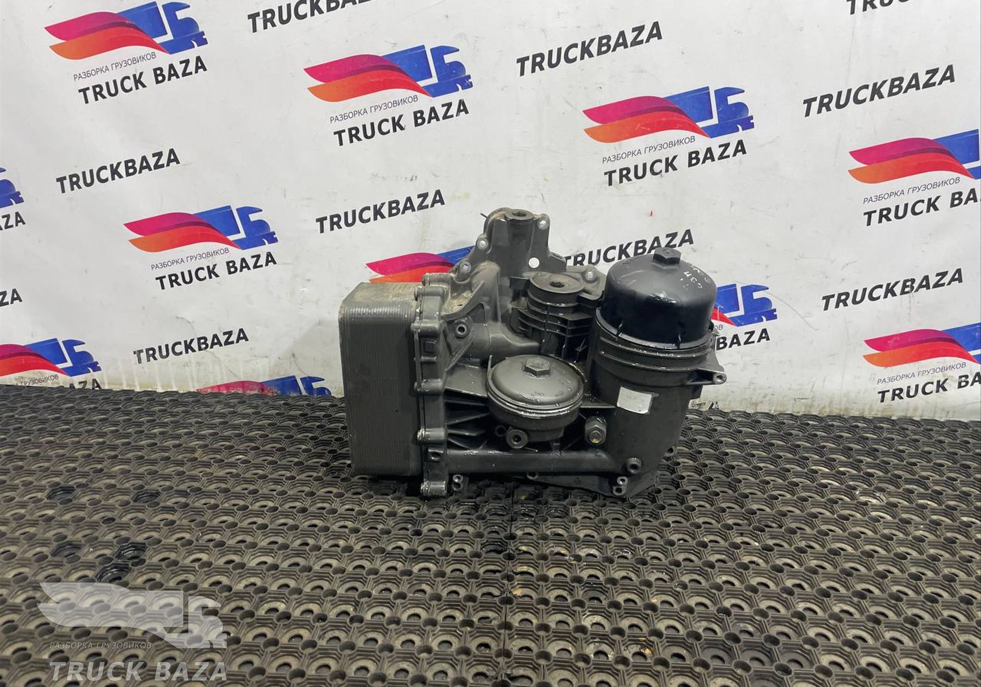 2045196 Корпус масляного фильтра для Daf XF106 (с 2012)