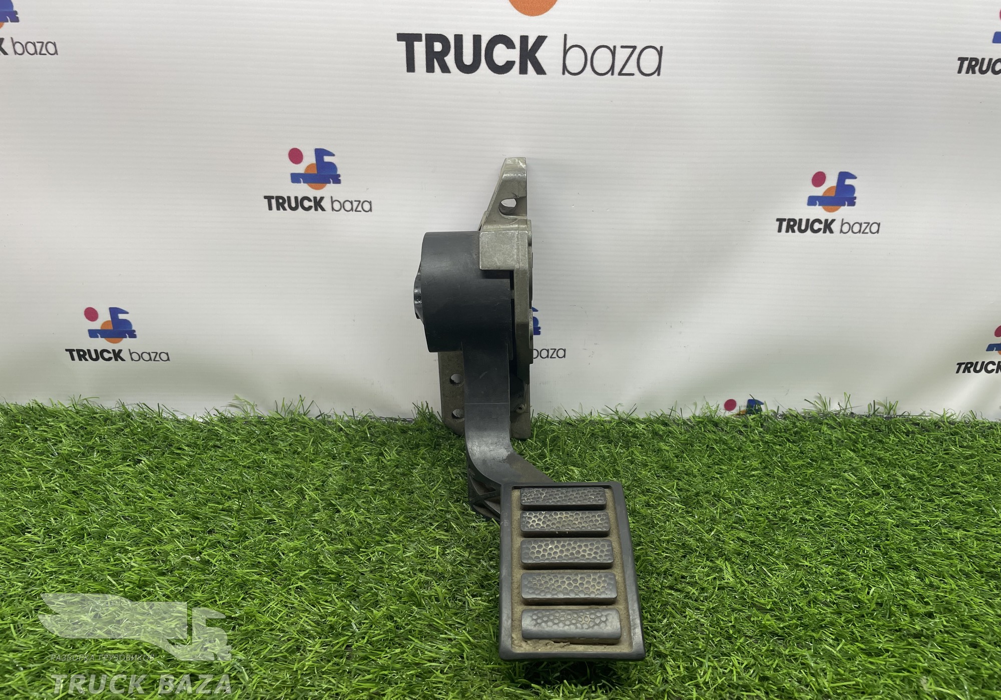 20893508 Педаль акселератора