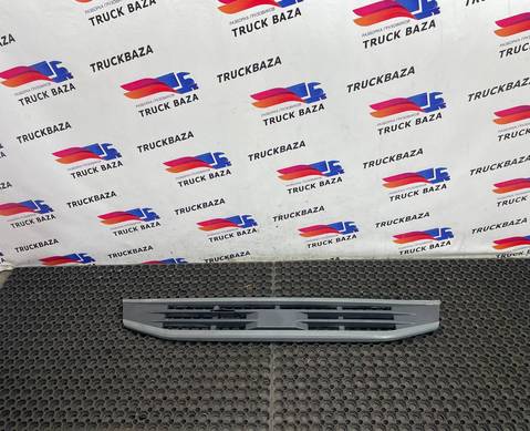 84226537 Решетка радиатора верхняя для Volvo FH