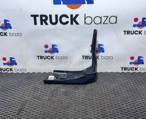 810W629105184 Кронштейн спойлера для Sinotruk Sitrak C7H