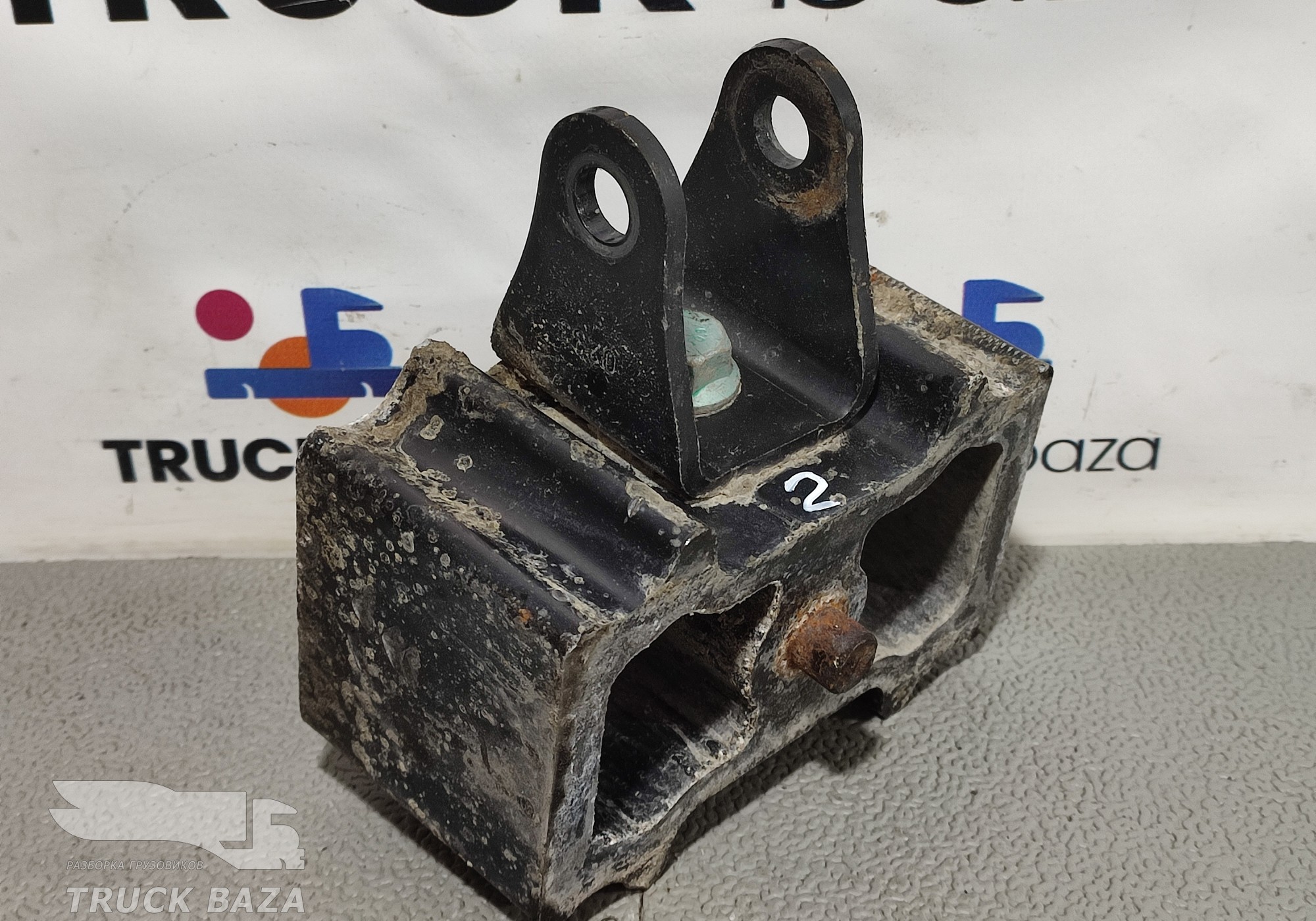 06461390007 Проставка рессоры передней