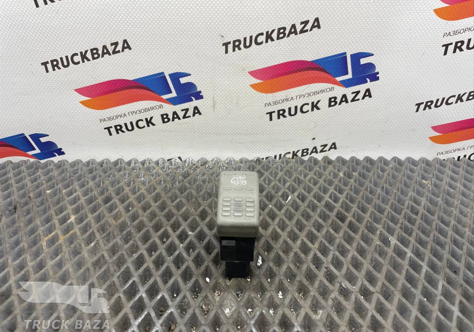 4854430 Кнопка света фар за кабину для Iveco Stralis I (с 2002)