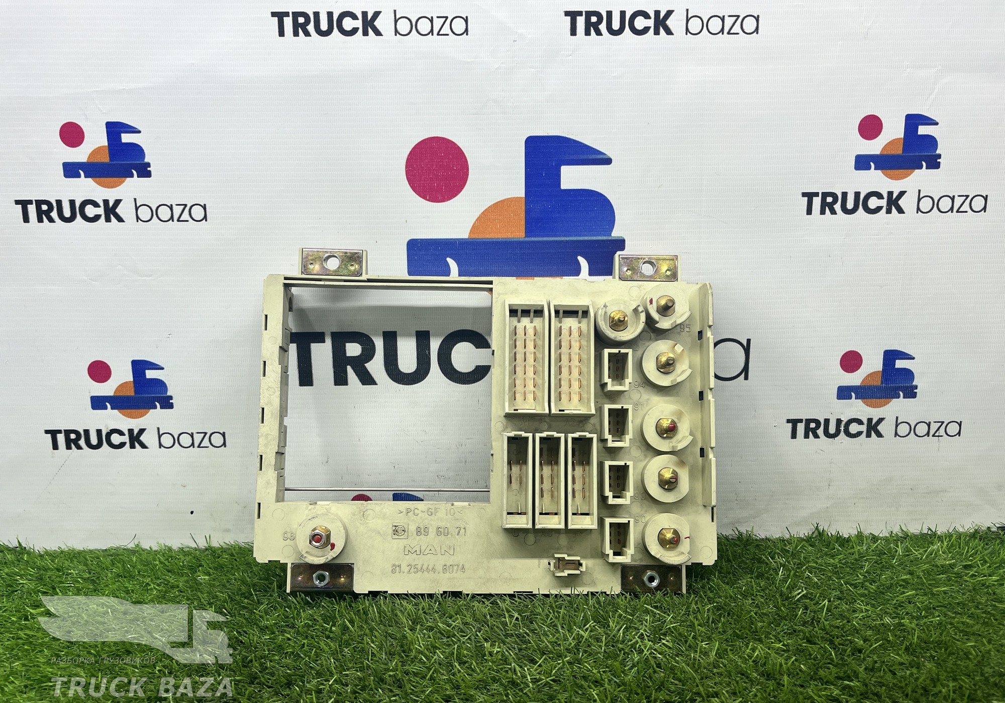 81254446074 Блок предохранителей для Man TGS I (с 2007)