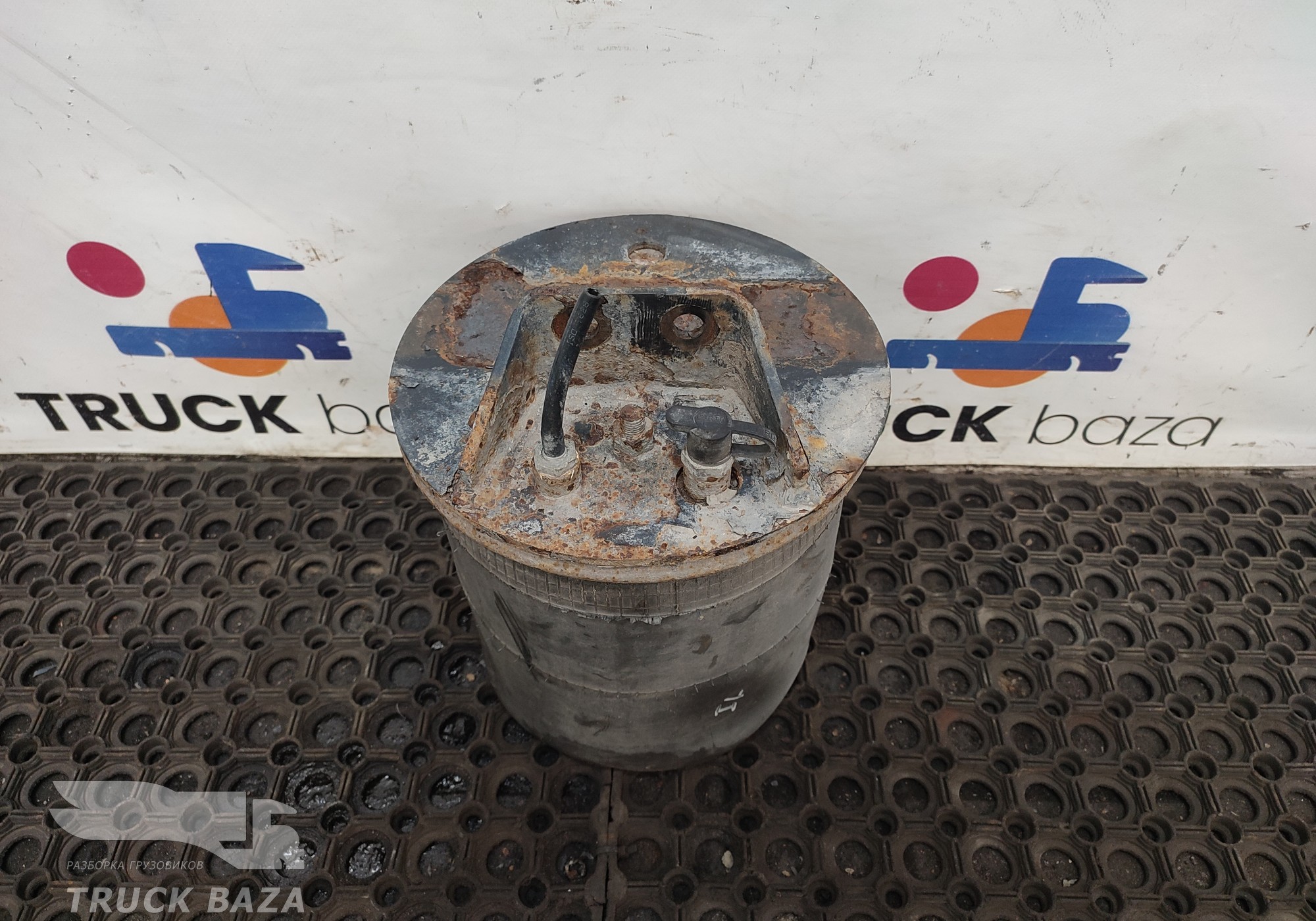 81436010174 Подушка пневмоподвески задняя для Man TGX II (с 2012)