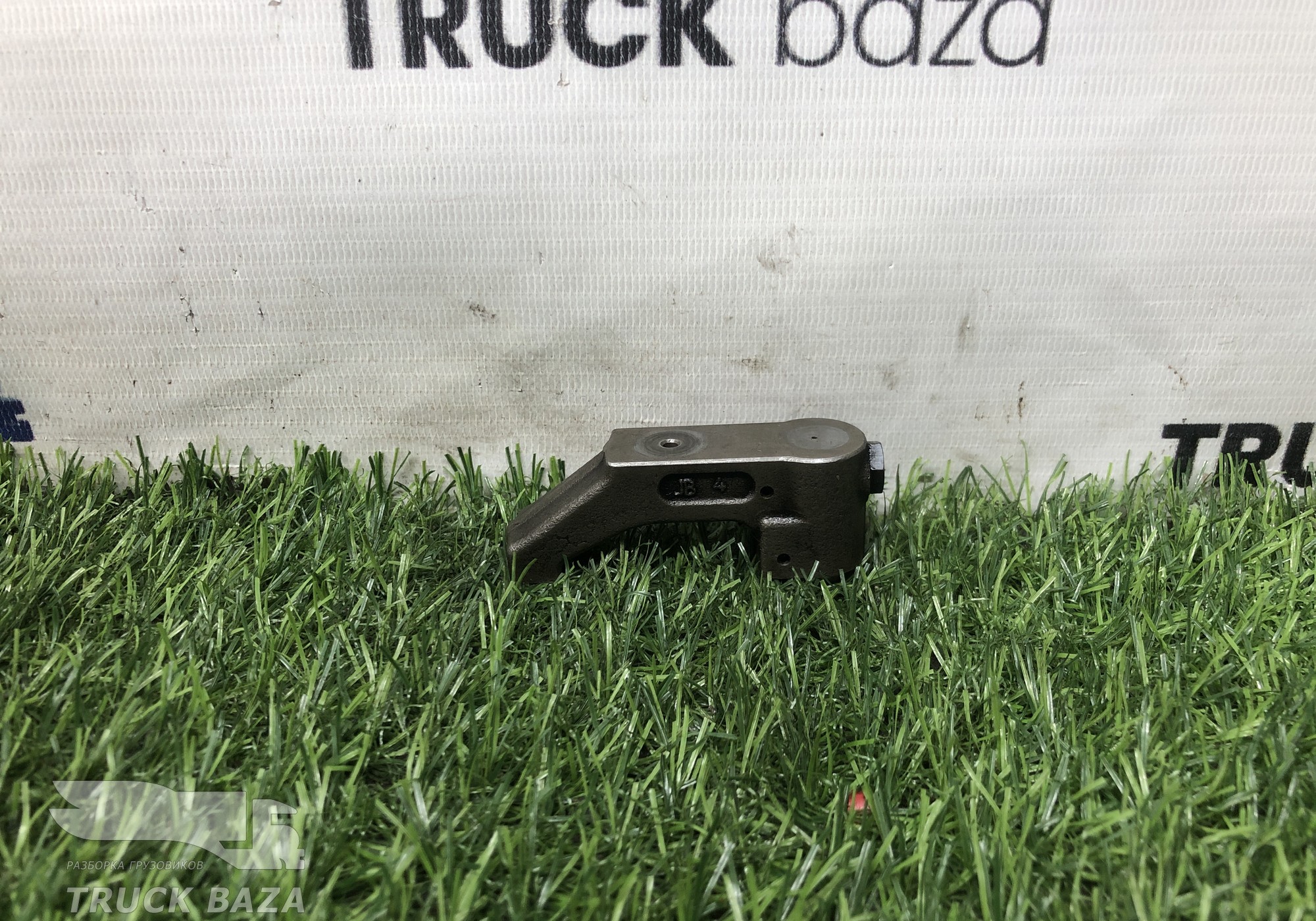 51041206008 Коромысло клапана