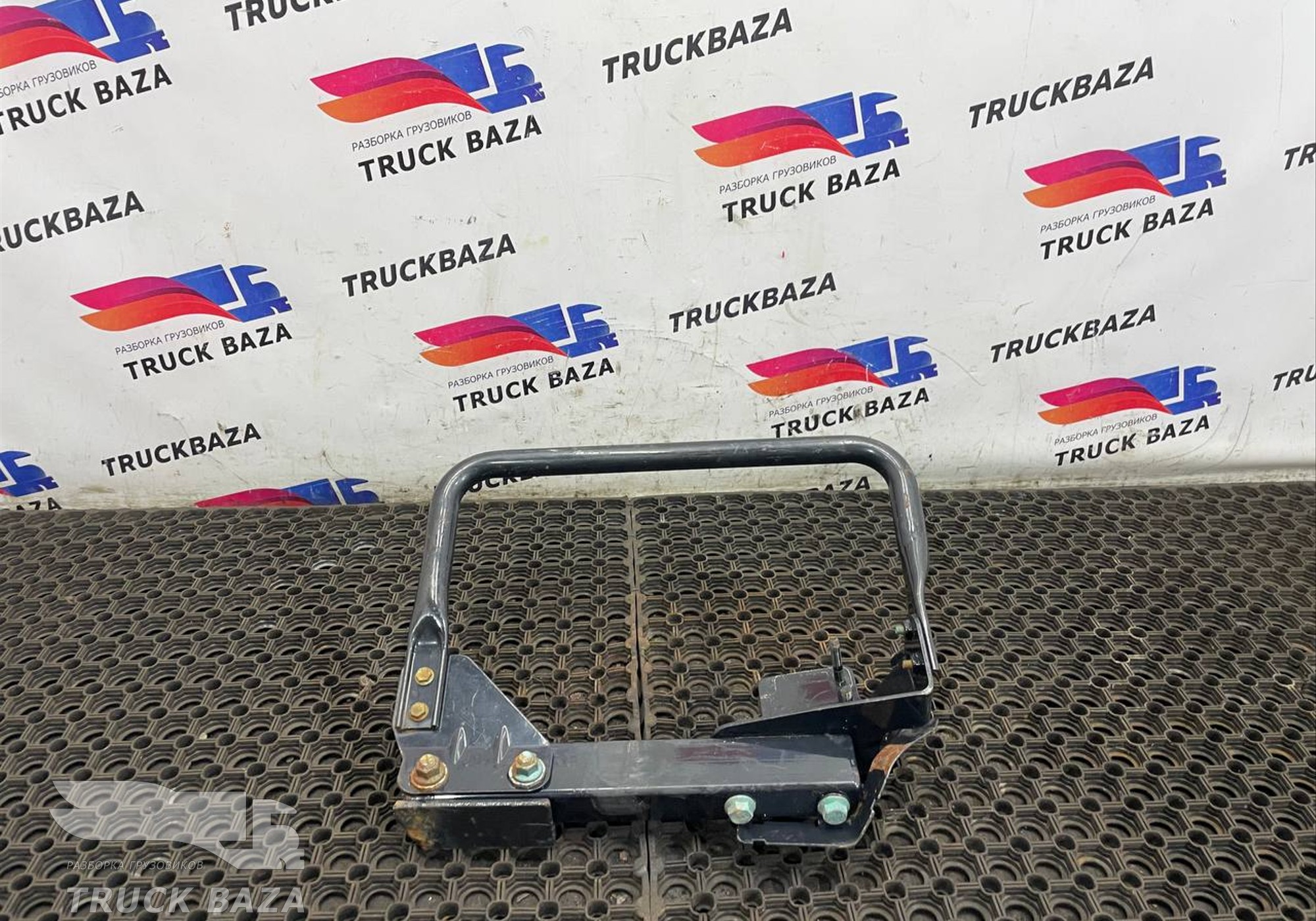 81429020486 Поручень за кабиной для Man TGX TG3 (с 2020)